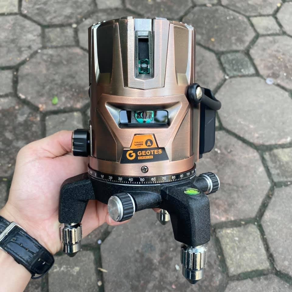 máy cân bằng laser